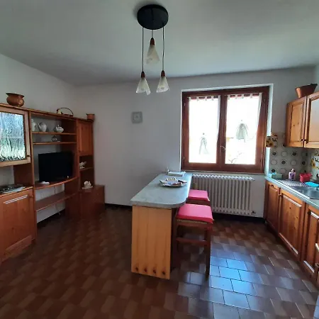 Appartamento L'Ulivo Ideale Per Famiglie E Coppie,Perfetto Per Chi Percorre Il Sentiero Del Viandante Apartment *